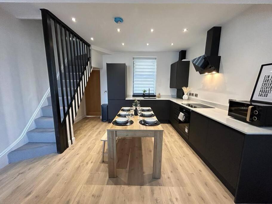 Villa Caernarfon Modern Townhouse Snowdonia Esterno foto